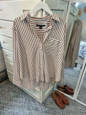 Toffe Pinstripe V-Neck Pocket Long Sleeve Hidden Button Down Oversized Blouse✨